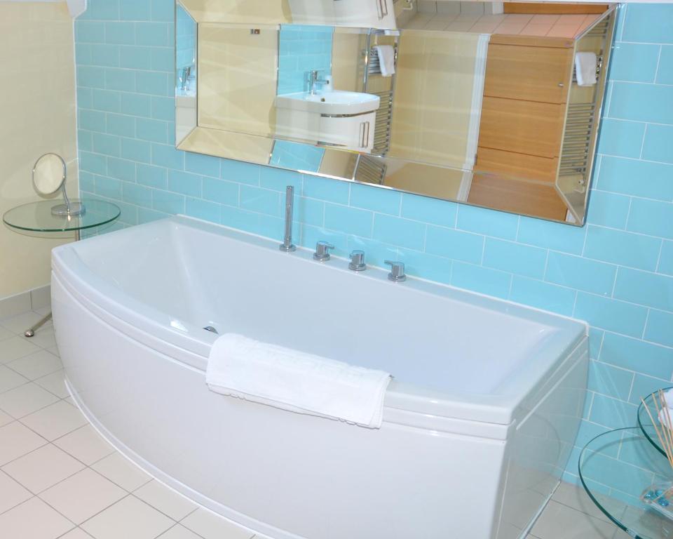 7Hotel Diner Halstead  Dış mekan fotoğraf