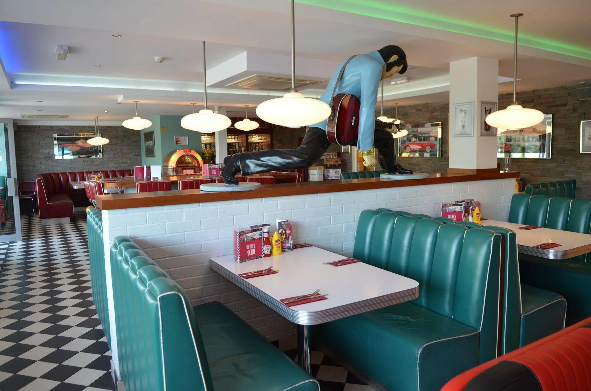 7Hotel Diner Halstead  Dış mekan fotoğraf