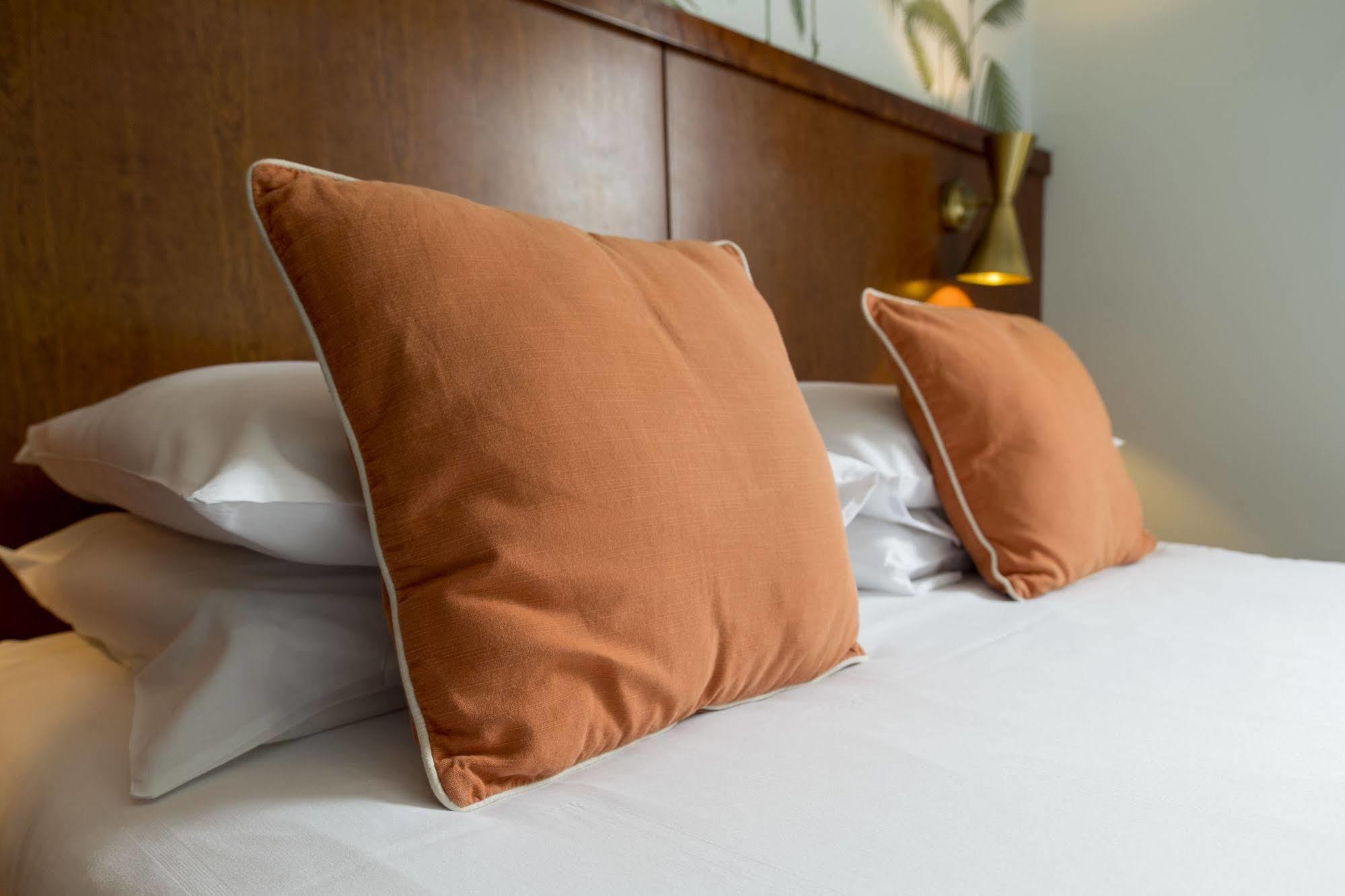 7Hotel Diner Halstead  Dış mekan fotoğraf