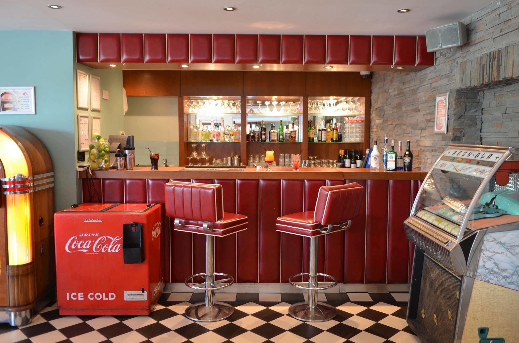 7Hotel Diner Halstead  Dış mekan fotoğraf