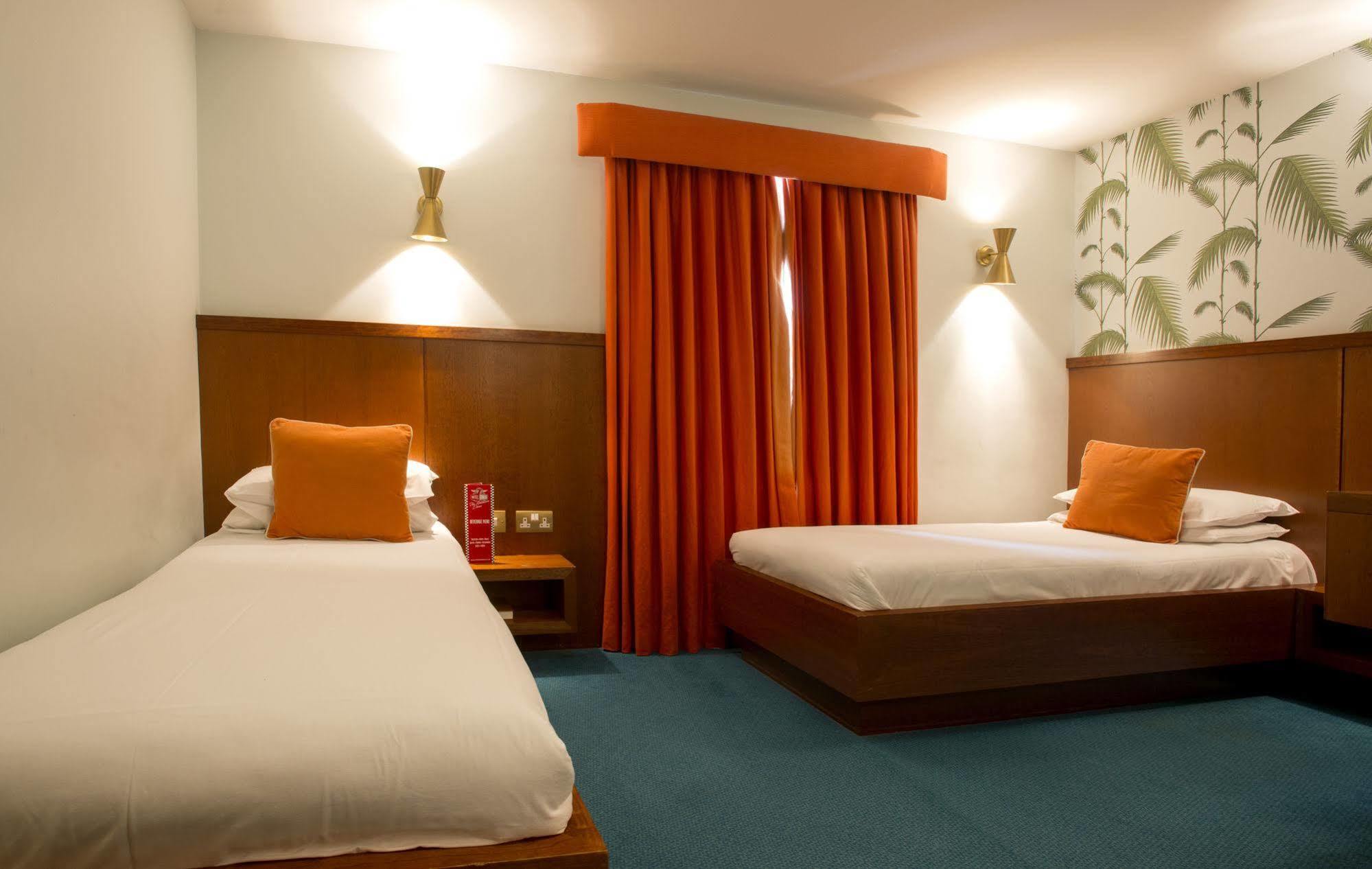 7Hotel Diner Halstead  Dış mekan fotoğraf